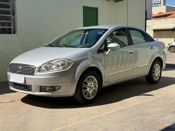 FIAT LINEA 1.9 MPI HLX 16V FLEX 4P MANUAL